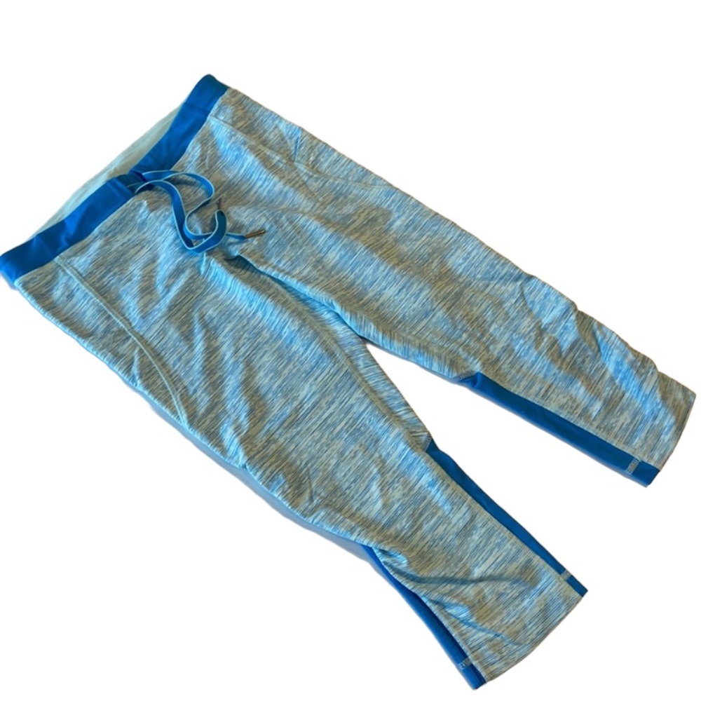 Lululemon Cropped Leggings Aqua Blue Drawstring Waistband Side Slit Pocket